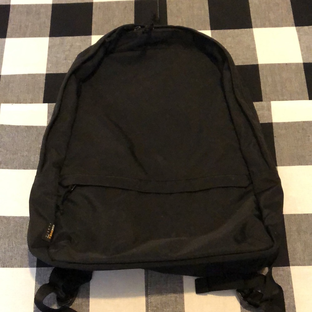 Uniqlo Black Travel Backpack Bookbag - Picture 2 of 16